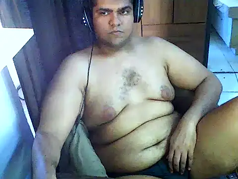 chubbygamer26: διαδικτυακό σόου στην κάμερα