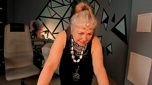 Czat XXX na żywo – LilaMaharani