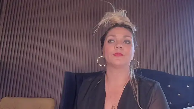 Chatroom XXX en direct de MalorySweet