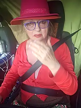 Hot-Muci 即時 XXX 聊天