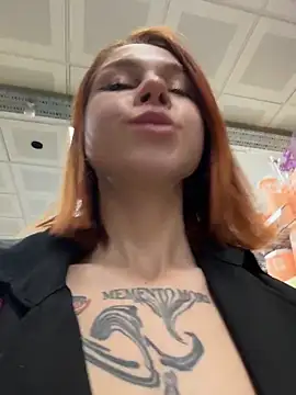 RosieSecret's Live XXX Chat