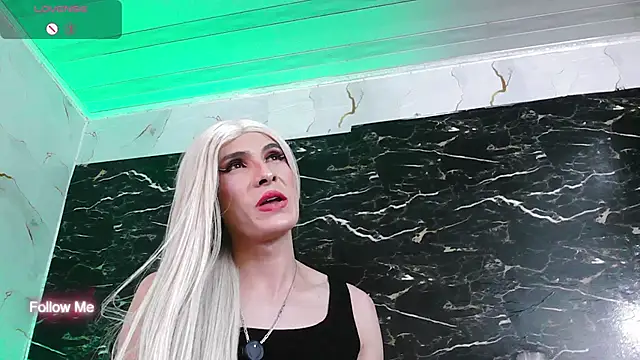 crislingery_dolli Adlı Modelin Web Kamerası Şovu