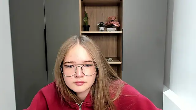 YeeMellendorf's Live XXX Chat