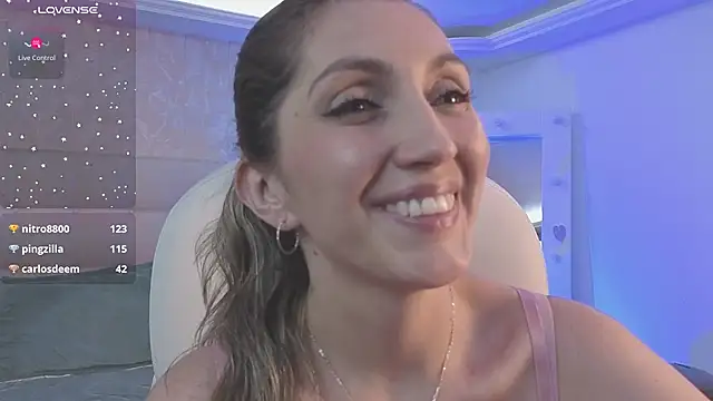 دردشة anny_sweet72 الجنسية المباشرة