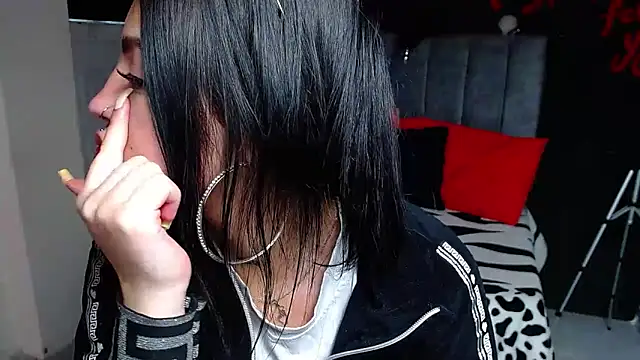 Violettasquirt's Live XXX Chat