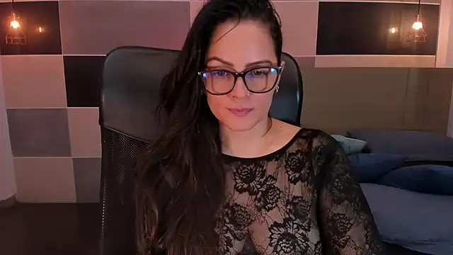 دردشة Zara_Jackson الجنسية المباشرة