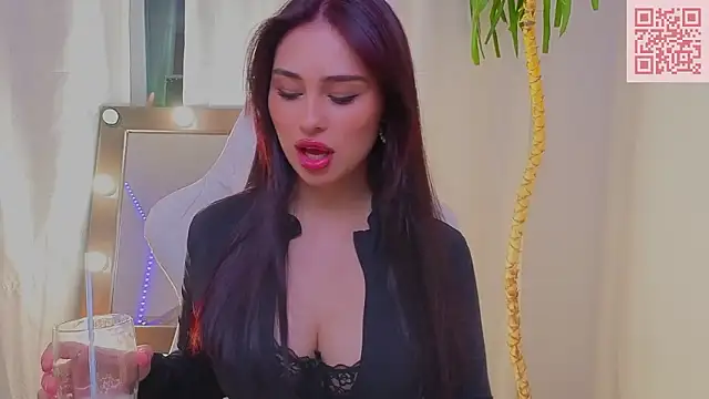 Sofia_Plump webcam show