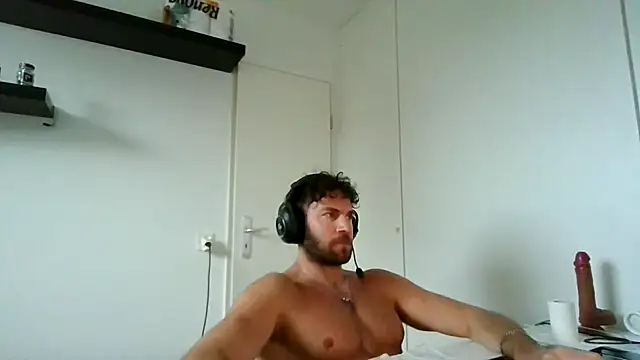 Chatroom XXX en direct de alpha-hunk