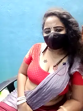 tamil_Vennila's Live XXX Chat