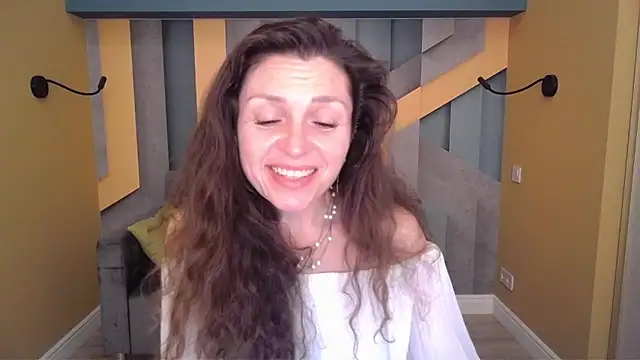 EllaLong 即時 XXX 聊天