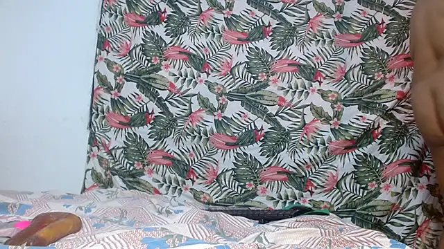 69smallstar's Live XXX Chat