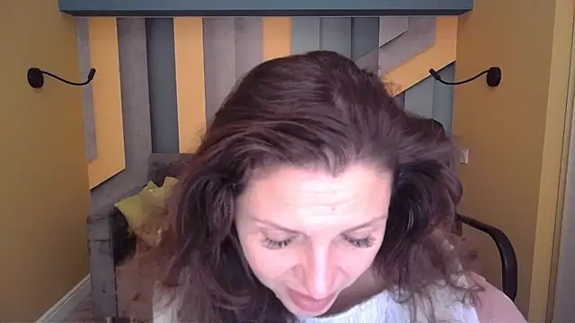 EllaLong's Live XXX Chat