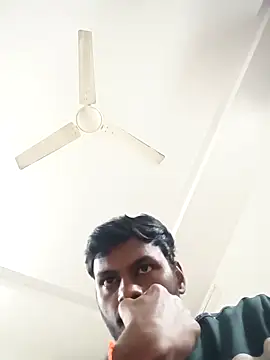 Michael514668 라이브 XXX 채팅