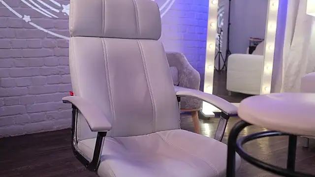 Margo_Pearls Chat XXX in diretta