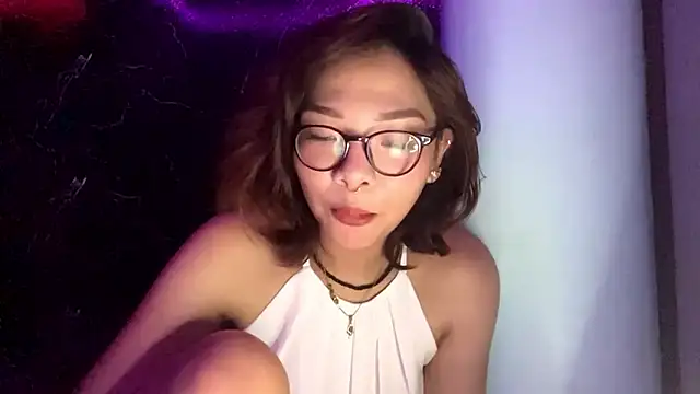 urhottie_lottie Pertunjukan Webcam