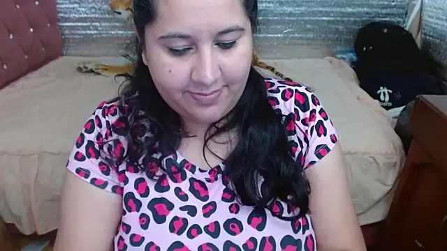 Chat XXX ao vivo de EMILY-NESSA