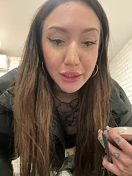 SaintSquirt's Live XXX Chat