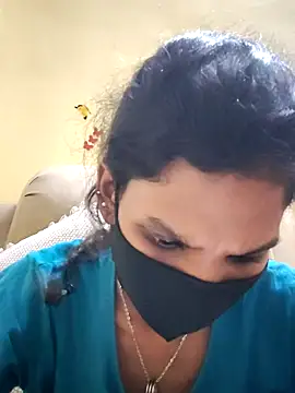 Živý XXX chat ramyasri-