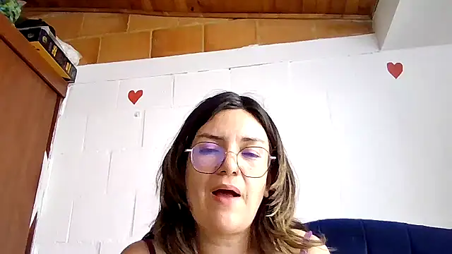 princessbella93 Live XXX-Chat