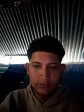 Chatroom XXX en direct de Juan_Hotcaliemte