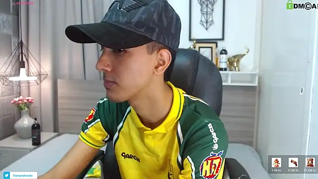 HarolddXL webkamerás műsora