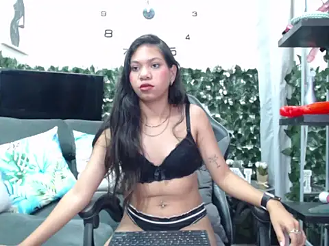 sarahornyy Live XXX-Chat