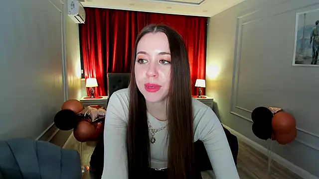 دردشة BloomAndFun الجنسية المباشرة