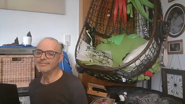 Thomate24 Chat XXX in diretta