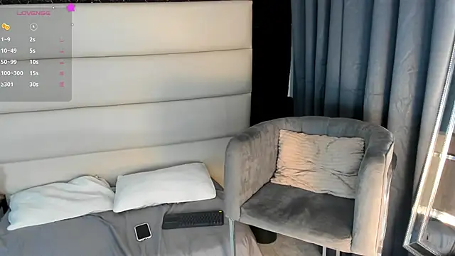 Thomzeus webkamerás műsora