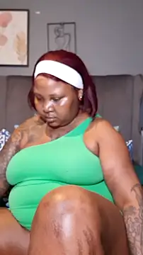 PearlSexxy69 Adlı Modelin Canlı XXX Sohbeti