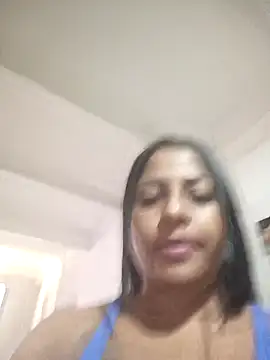 Giselabrunette25 现场XXX聊天