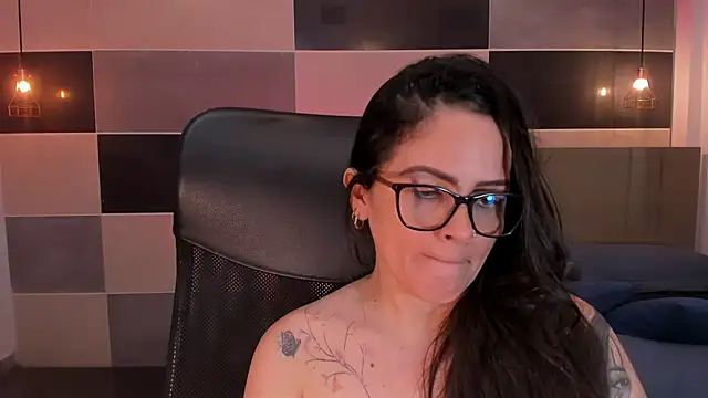 Chat XXX en directo de Zara_Jackson