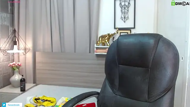 HarolddXL 网络视讯表演