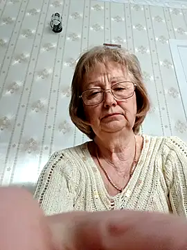 AlikaSwan5821 – Kamerová šou