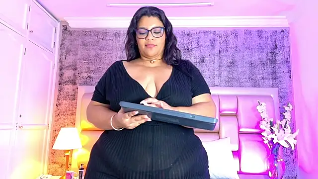 SelennaCooper 现场XXX聊天