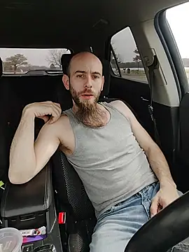 JohnnyFaster: διαδικτυακό σόου στην κάμερα