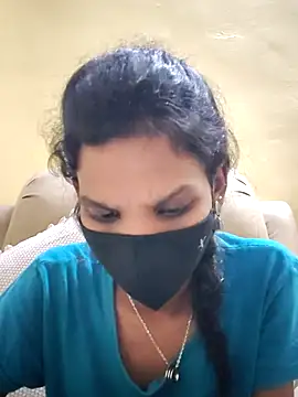 Živý XXX chat ramyasri-