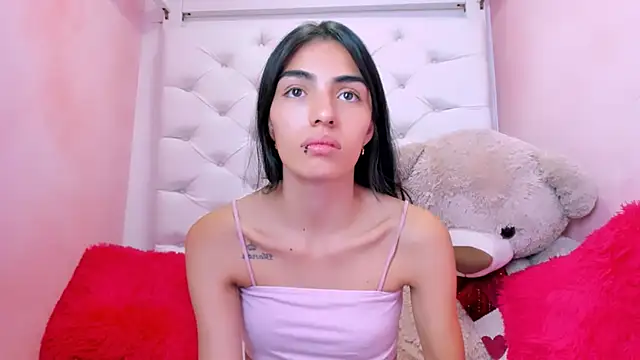 Živý XXX chat eimy_skinny_