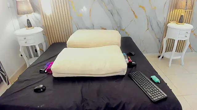 AprillRoss' Live XXX Chat