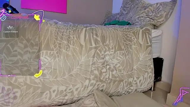 angel_mozz Adlı Modelin Canlı XXX Sohbeti