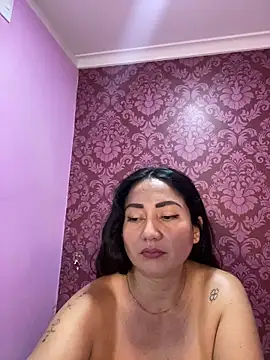 Chat +18 de juliana_diaz ao vivo