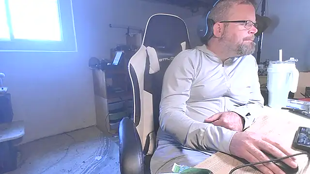 MagnusCockus Pertunjukan Webcam