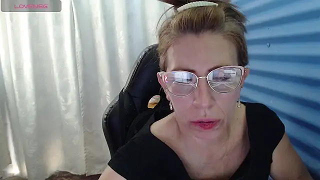 Chayla_Ruiz Chat XXX in diretta