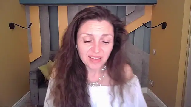 EllaLong 现场XXX聊天