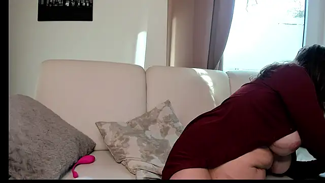 Natascha-Hill Live XXX-Chat