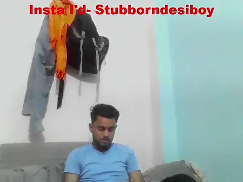 XXX chat uživo modela Stubborndesiboy