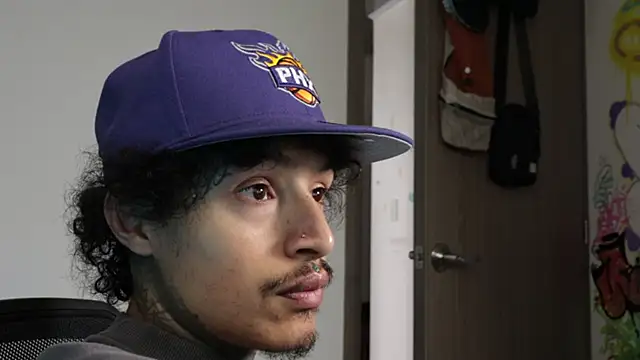 Онлайн чат XXX trieone