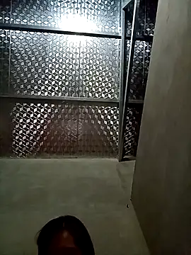 gogo-min Pertunjukan Webcam