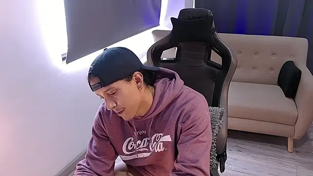 Liam_V Live XXX-Chat