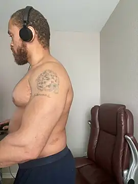 Fathero1time's Live XXX Chat